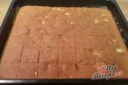 Příprava receptu Hrnkový jablečný koláček našich babiček, krok 7