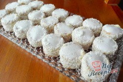 Příprava receptu Kokosoví eskymáci - polární vánoční cukroví, krok 1