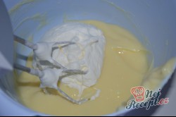 Příprava receptu Fantastické měkkoučké vanilkové pudinkáče, krok 7
