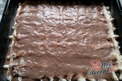 Příprava receptu Kakaový kynutý koláč s tvarohem - falešná prošívaná deka, krok 8