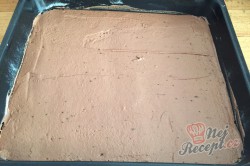 Příprava receptu Fantastický koláč Nescafé se smetanovo čokoládovou pěnou, krok 4