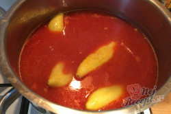 Příprava receptu Tradiční, chuťově nepřekonatelná plněná paprika v rajčatové omáčce, krok 6