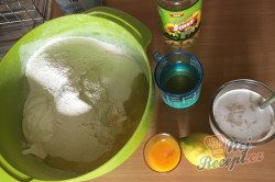Příprava receptu Mini záviny z bílého jogurtu s makovou náplní, krok 2