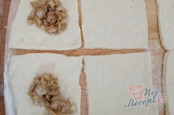 Příprava receptu Falešné zelňáky - pšeničné placky plněné zelím, krok 7