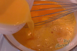 Příprava receptu Tvarohový koláč s pomerančovou želatinou, krok 16
