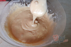 Příprava receptu Šťavnatá jogurtová bábovka s jablky, krok 2