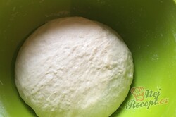 Příprava receptu Foccacia plněná šunkou a sýrem, krok 5