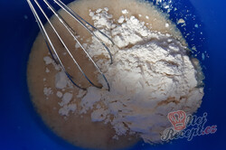 Příprava receptu Měkoučké máslové rohlíky - naslano i nasladko, krok 2