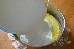 Příprava receptu Jednoduchý tvarohový dort s meruňkami "Sluneční pozdrav", krok 11