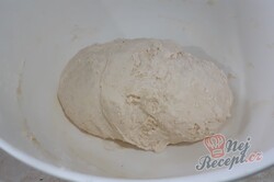 Příprava receptu Nejchutnější náhrada pečiva bez droždí, plněná bramborami se strouhaným sýrem, krok 1