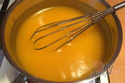 Příprava receptu Pravý smetanový zákusek s kousky mandarinek a mandarinkovým želé, krok 8