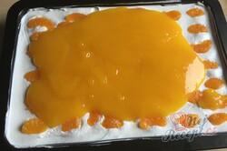 Příprava receptu Pravý smetanový zákusek s kousky mandarinek a mandarinkovým želé, krok 9
