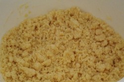 Příprava receptu Drobenkový třešňový koláček, krok 2