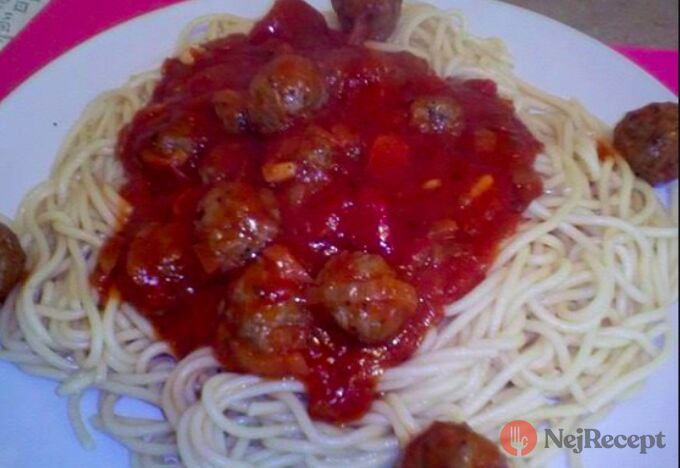 Recept Boloňské špagety (6 porcí)