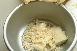 Příprava receptu Plněné rohlíky se šunkou, okurkou a tvarohem, krok 2