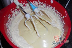 Příprava receptu Tvarohový cheesecake s bílou čokoládou, krok 5