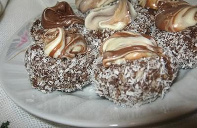 Recept Čokoládová hnízda s kokosem a nutellou