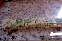 Příprava receptu Česnekový trhací chlebíček, krok 3