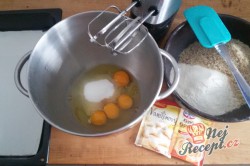 Příprava receptu Karamelově ořechové řezy, krok 1