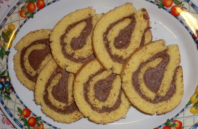 Recept Piškotová roláda s kakaovým krémem