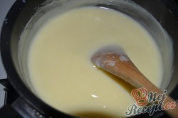 Příprava receptu Šneci s vanilkovým pudinkem a borůvkami, krok 3