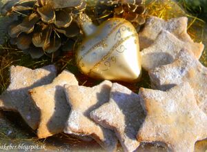 Recept Oříškové hvězdičky - křehké vánoční cukroví