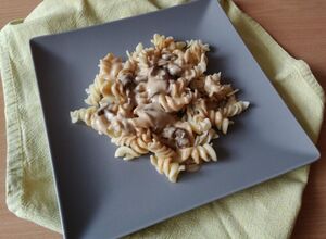 Recept Těstoviny s houbovou omáčkou